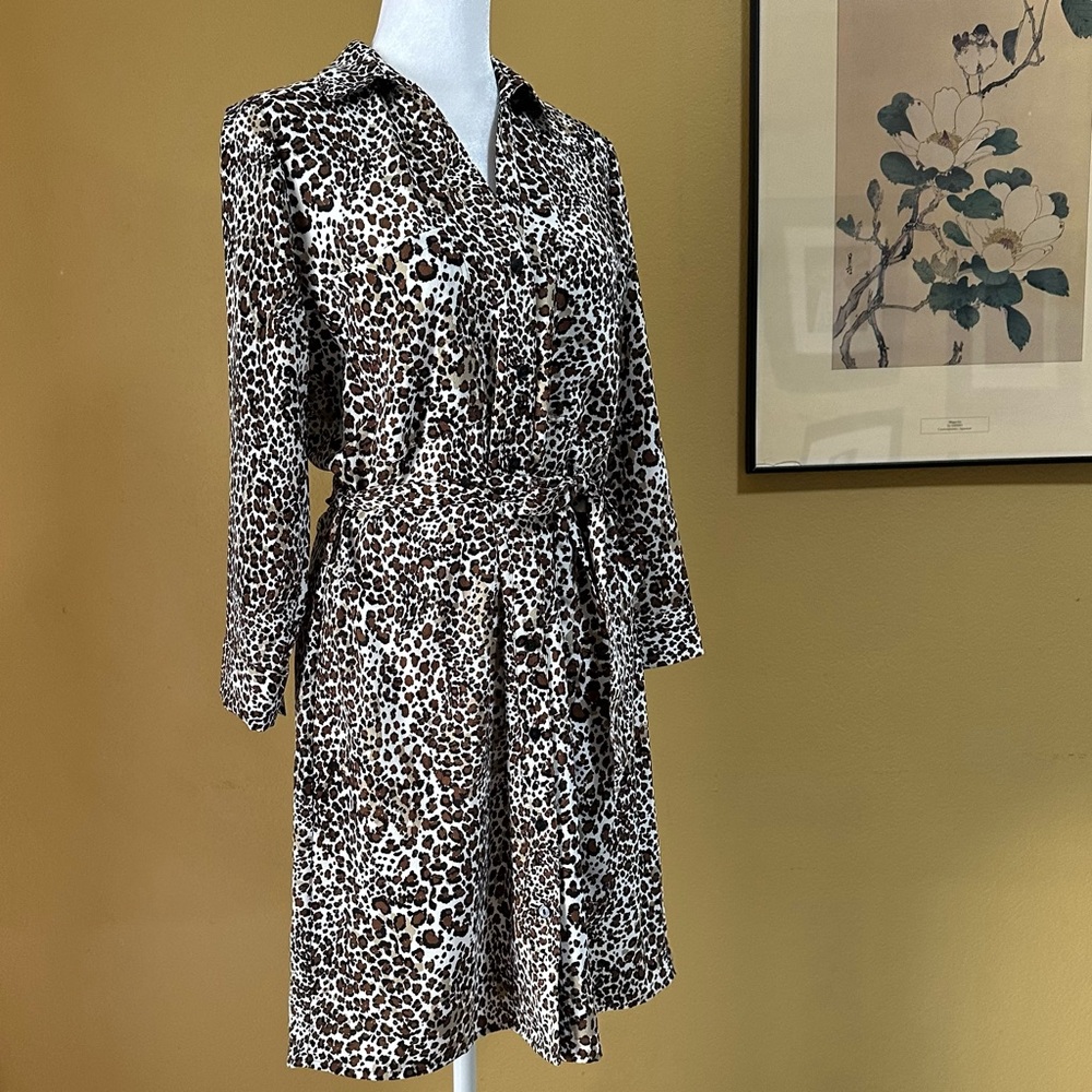 ♥️1. STATE Chic Leopard Print Wrap Dress - XS